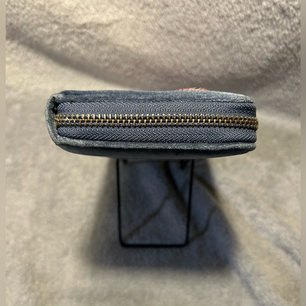 Urban Expressions Blue Velvet Rose Embroidered Seraphine Wallet - Picture 7 of 12